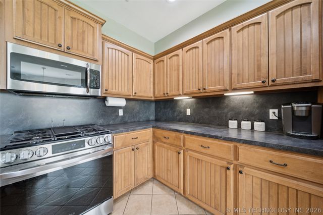 19854 E 470 Road, Claremore, OK 74019