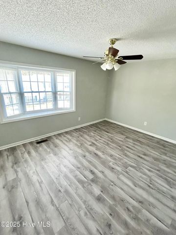 890 Spring Forest Road I-8, Greenville, NC 27834