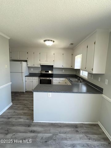 890 Spring Forest Road I-8, Greenville, NC 27834