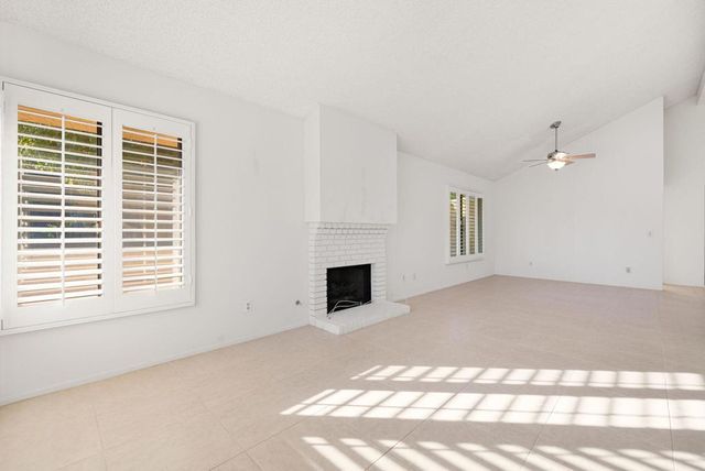 41710 Colada Court, Palm Desert, CA 92260