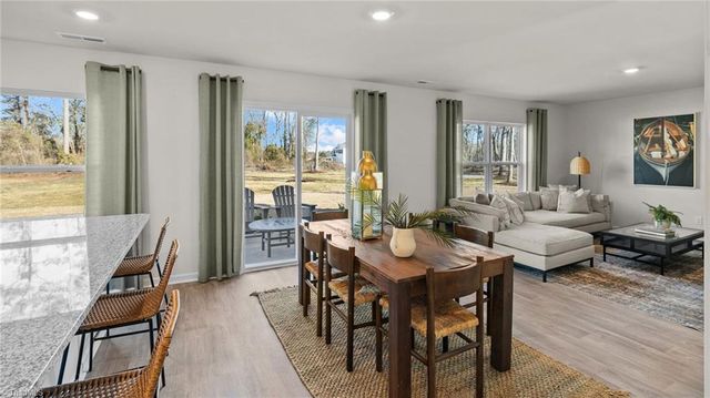 609 Jack Pine Street, Thomasville, NC 27360