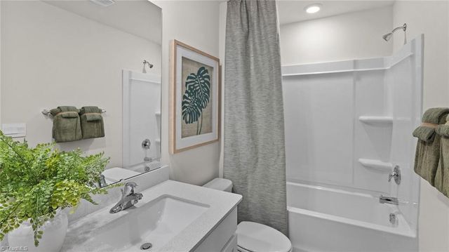 609 Jack Pine Street, Thomasville, NC 27360