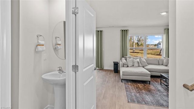 609 Jack Pine Street, Thomasville, NC 27360