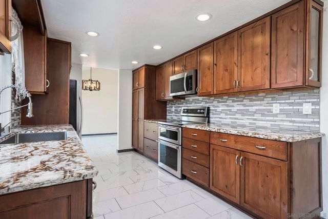 10772 AVENIDA ROBERTA, Spring Valley, CA 91978