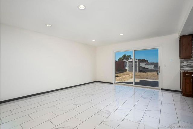 10772 AVENIDA ROBERTA, Spring Valley, CA 91978