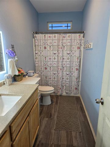 928 County Road 316, Louise, TX 77455