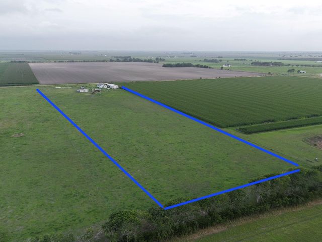 928 County Road 316, Louise, TX 77455