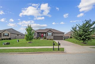 1625 Laurel Landing, Fayetteville, AR 72701