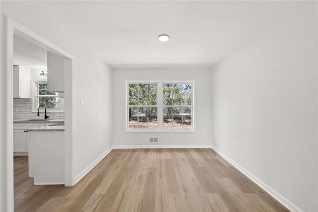 3600 River Hills Court, Ellenwood, GA 30294