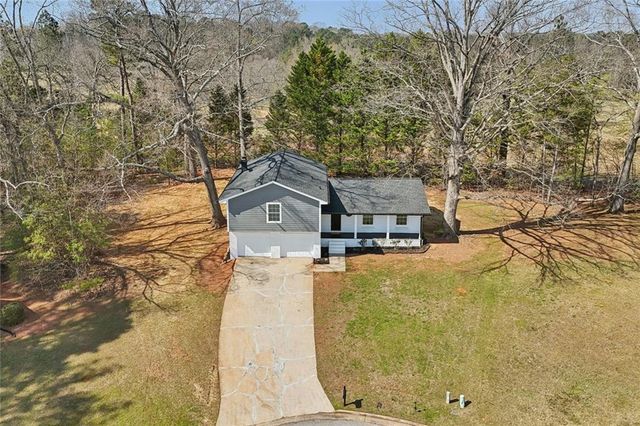 3600 River Hills Court, Ellenwood, GA 30294