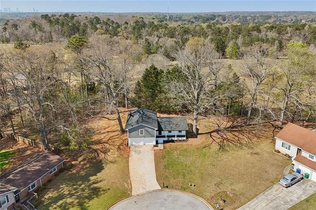 3600 River Hills Court, Ellenwood, GA 30294