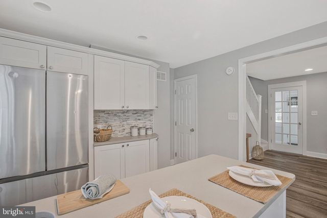 14 ADMIRAL BLVD, Dundalk, MD 21222