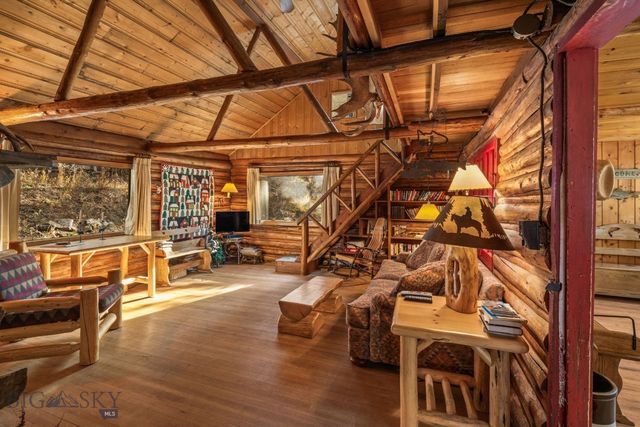 10400 Hyalite Canyon Road, Bozeman, MT 59718