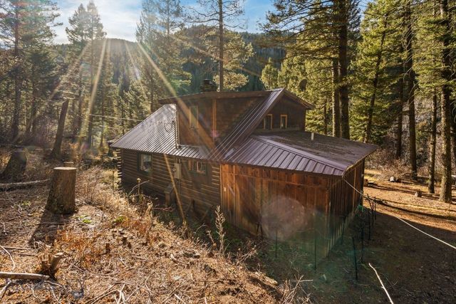 10400 Hyalite Canyon Road, Bozeman, MT 59718