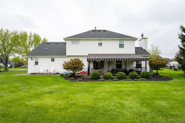 35 Pinyon Drive, Orchard Park, NY 14127