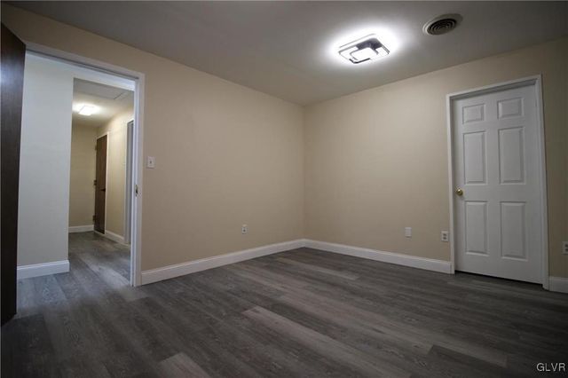3037 South Pike Avenue, Salisbury Twp, PA 18103