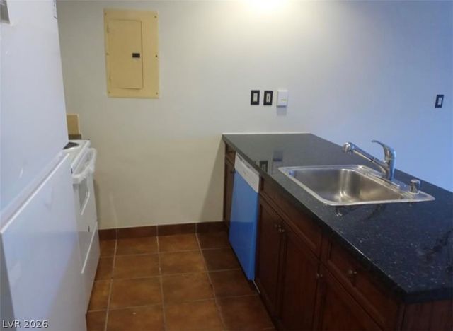 30 Strada Di Villaggio 631, Henderson, NV 89011