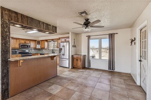 2892 W FM 884, Yorktown, TX 78164