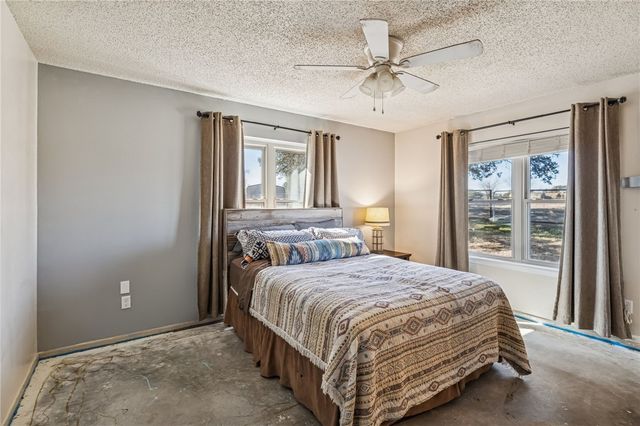 2892 W FM 884, Yorktown, TX 78164