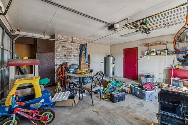 2892 W FM 884, Yorktown, TX 78164