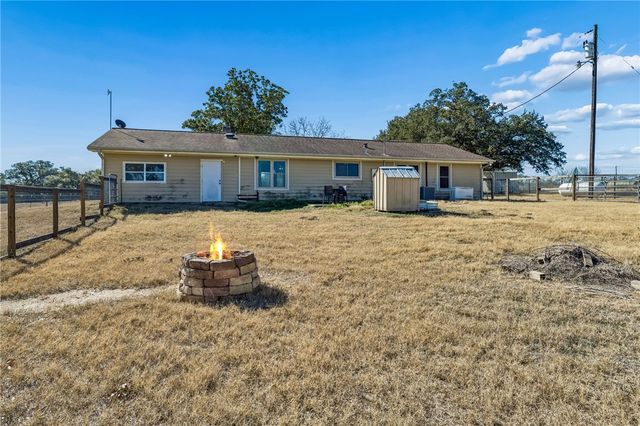 2892 W FM 884, Yorktown, TX 78164