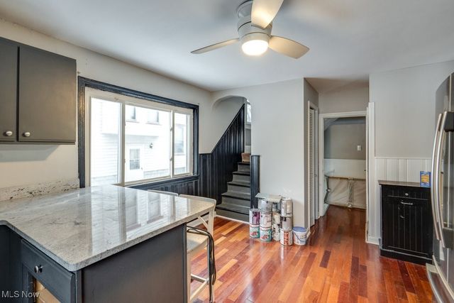 87 Hawthorne Avenue, Akron, OH 44303