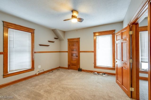 87 Hawthorne Avenue, Akron, OH 44303