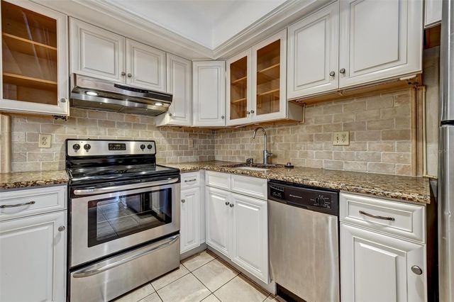 2833 ORANGE TREE CIRCLE N C, Palm Harbor, FL 34684