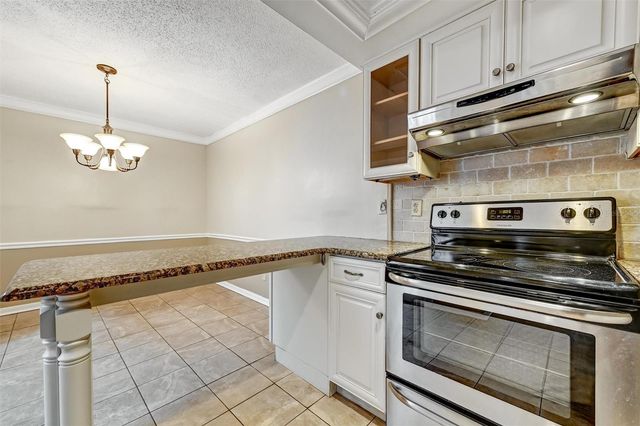 2833 ORANGE TREE CIRCLE N C, Palm Harbor, FL 34684