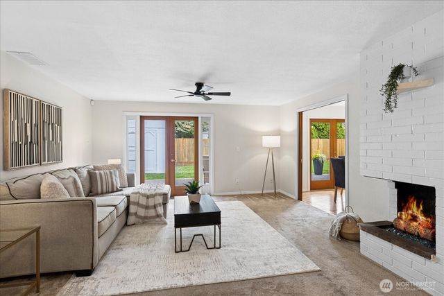 320 NW 202nd Street, Shoreline, WA 98177