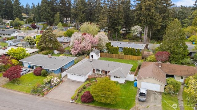 320 NW 202nd Street, Shoreline, WA 98177