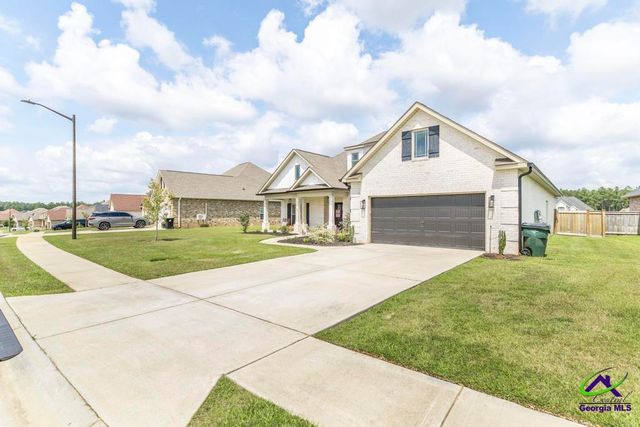 305 Foxberry Nook, Kathleen, GA 31047