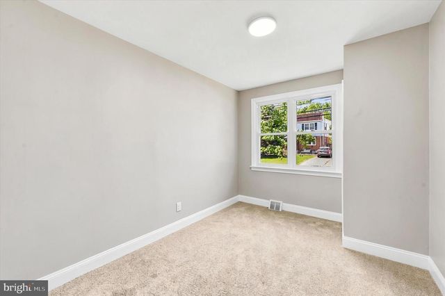 1022 LAWNTON TER, Glenolden, PA 19036