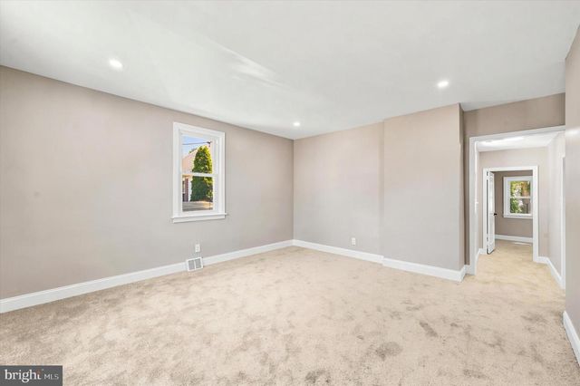 1022 LAWNTON TER, Glenolden, PA 19036