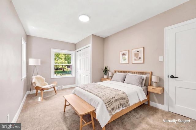 1022 LAWNTON TER, Glenolden, PA 19036
