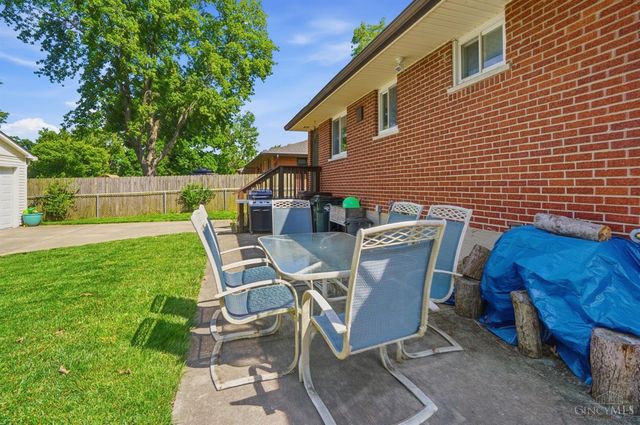 23 Potowatomie Trail, Milford, OH 45150