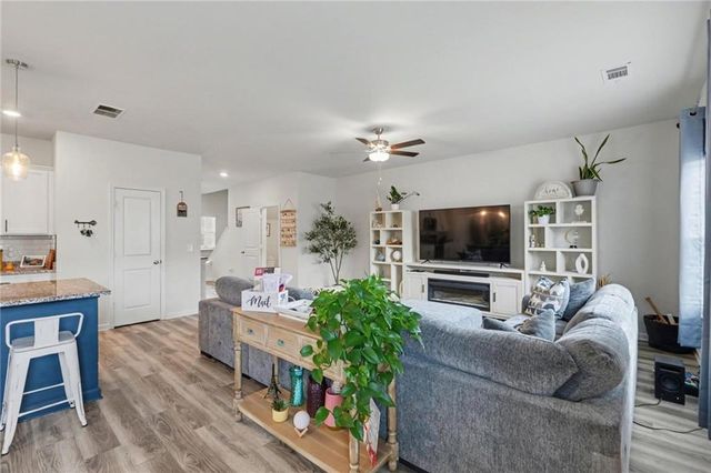 424 Prescott Way, Villa Rica, GA 30180