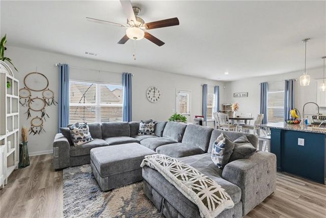 424 Prescott Way, Villa Rica, GA 30180