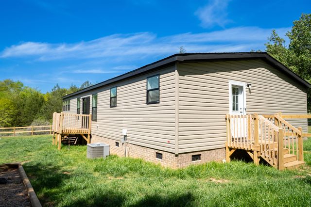 561 Morris Bridge Road, Roebuck, SC 29376