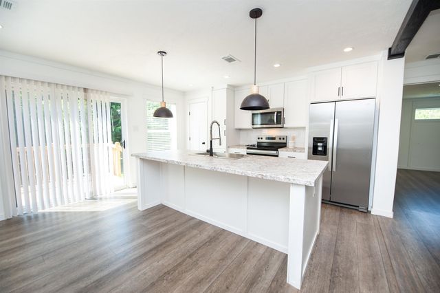 561 Morris Bridge Road, Roebuck, SC 29376