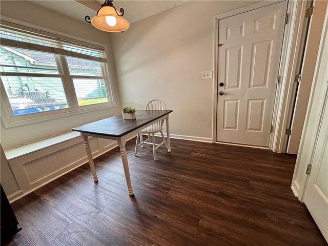 523 Bluff Court, Woodstock, GA 30188