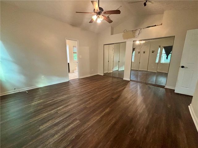 523 Bluff Court, Woodstock, GA 30188