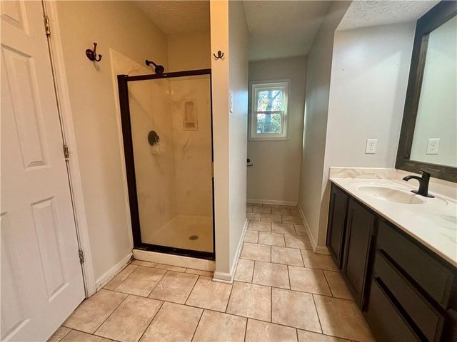 523 Bluff Court, Woodstock, GA 30188