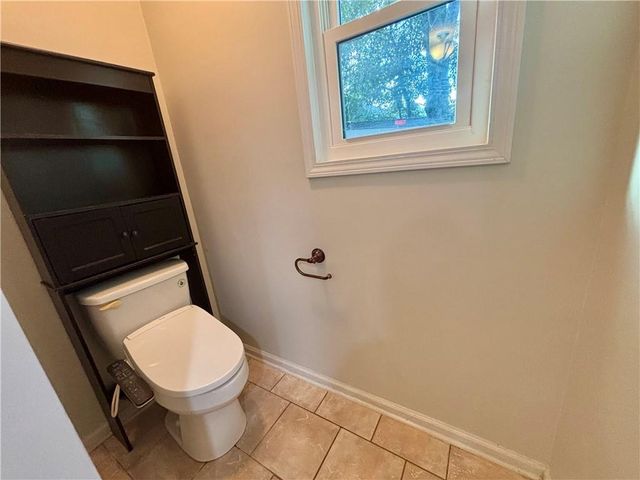 523 Bluff Court, Woodstock, GA 30188