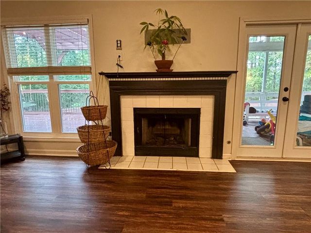 523 Bluff Court, Woodstock, GA 30188