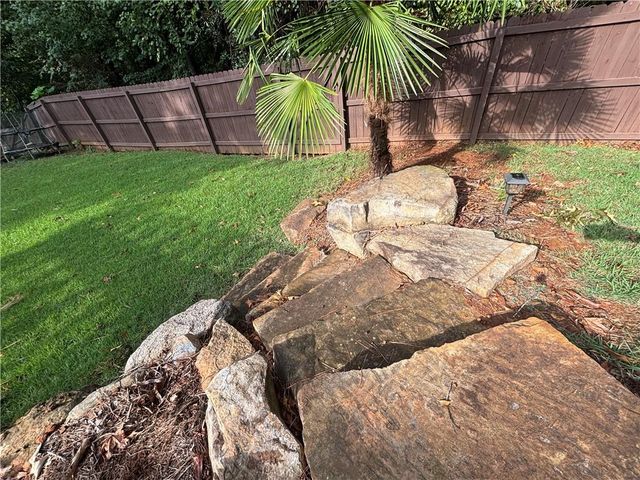 523 Bluff Court, Woodstock, GA 30188