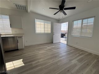 724 North 9th Street 1, Las Vegas, NV 89101