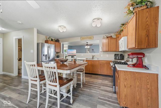 2274 Hampton Drive, Franklin, IN 46131