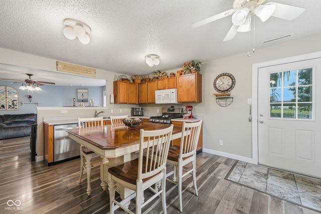 2274 Hampton Drive, Franklin, IN 46131