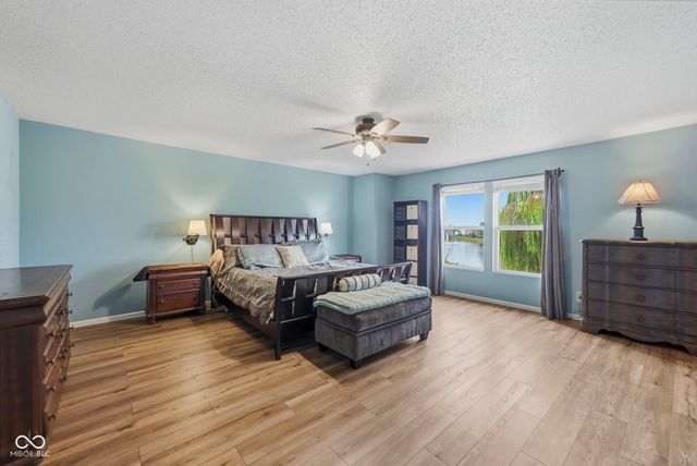 2274 Hampton Drive, Franklin, IN 46131
